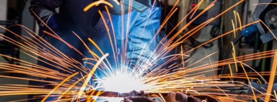 541x200_Schweisser_shutterstock_791080666_c_Factory_Easy.png